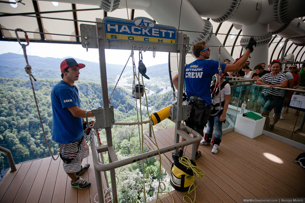 Самый длинный пешеходный подвесной мост в мире Самый длинный пешеходный подвесной мост в мире