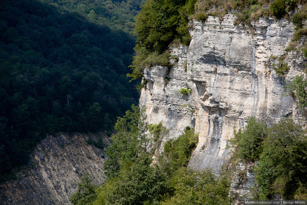 Самый длинный пешеходный подвесной мост в мире Самый длинный пешеходный подвесной мост в мире