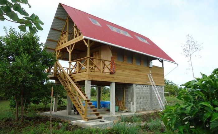 Мужчина продал свою старую жизнь, чтобы начать новую