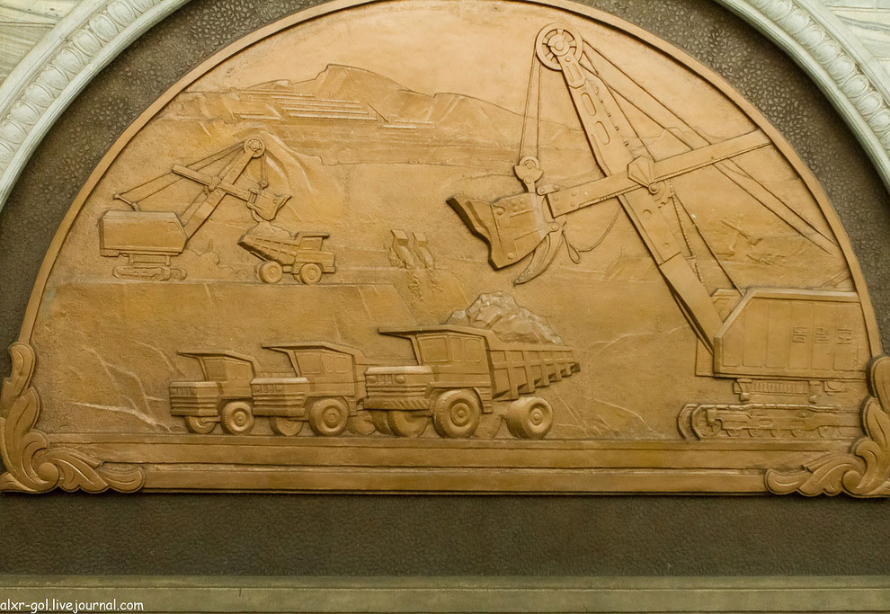 Метро в Северной Корее Метро в Северной Корее