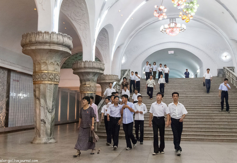 Метро в Северной Корее Метро в Северной Корее