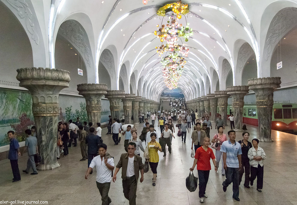 Метро в Северной Корее Метро в Северной Корее