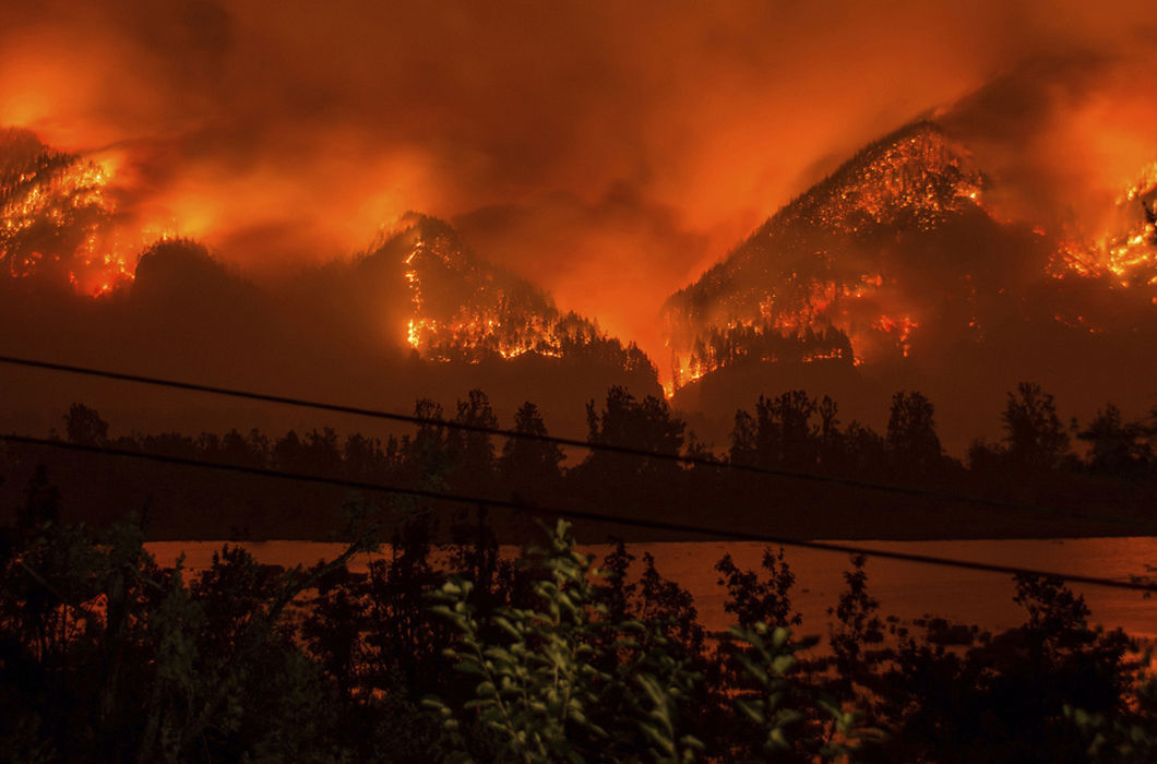 Разгул огненной стихии в США