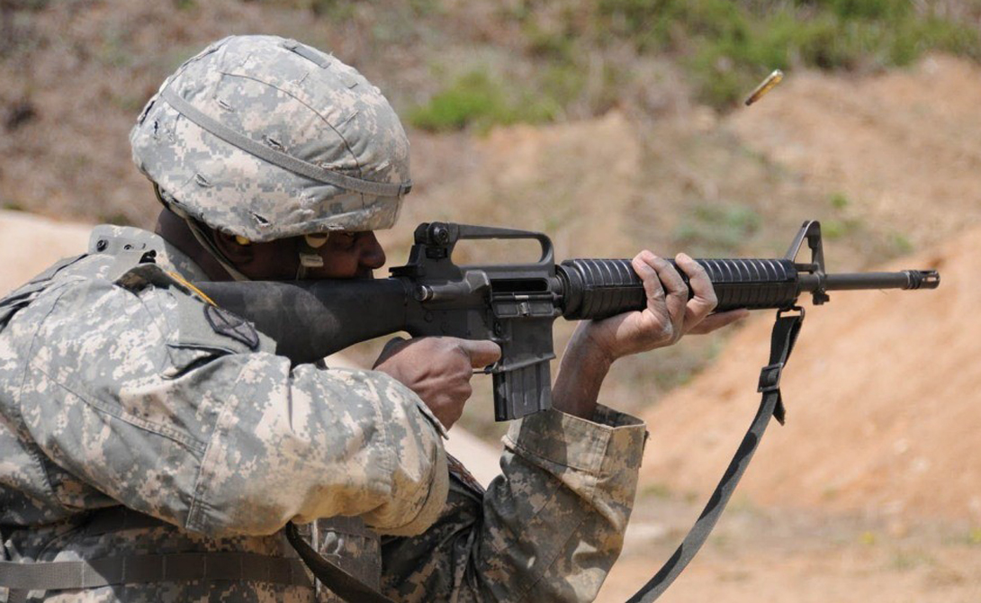 Кто кого: АК или М-16 Кто кого: АК или М-16