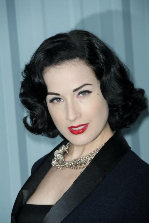 Великолепная Dita von Teese