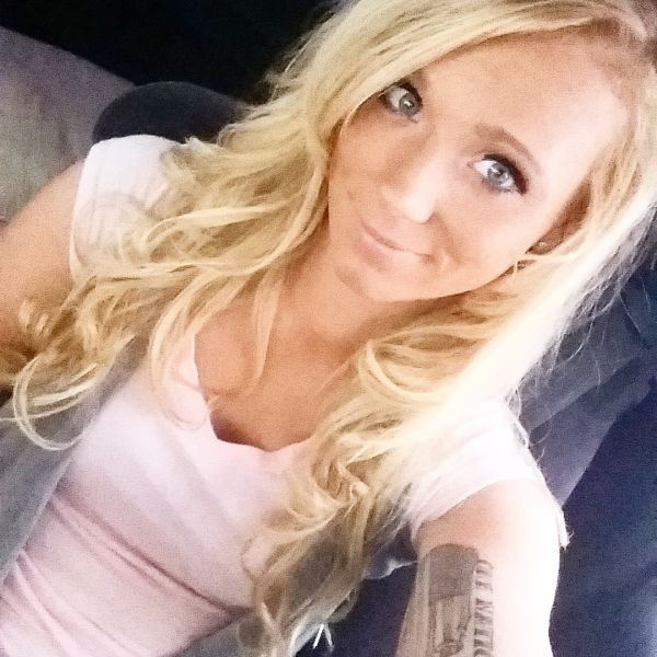 Девушки, которым скучно на работе