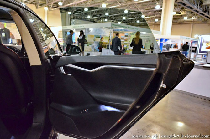 Как устроен электромобиль Tesla