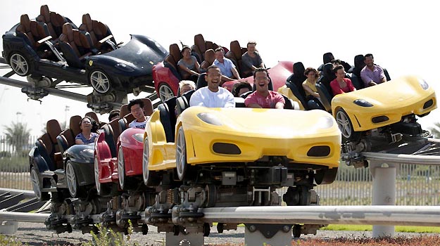 Ferrari World – королевство скорости и автомобилей