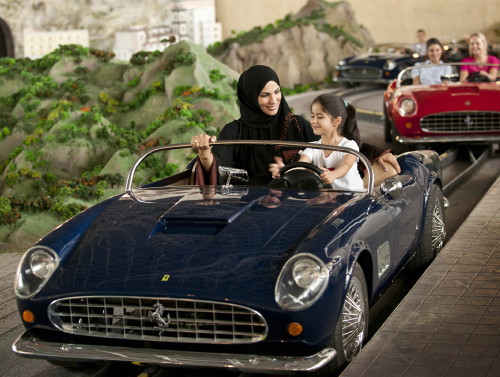 Ferrari World – королевство скорости и автомобилей