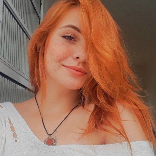 Милые девушки с веснушками