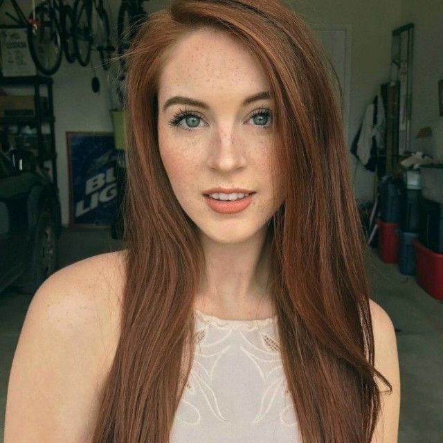 Милые девушки с веснушками