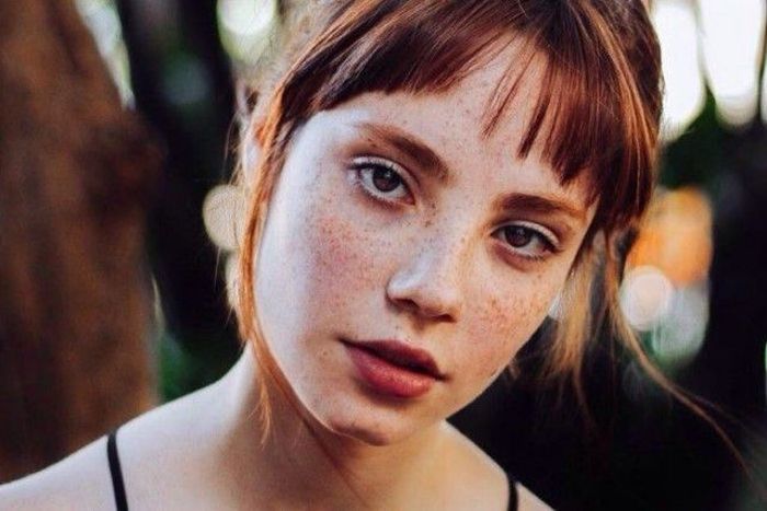 Милые девушки с веснушками