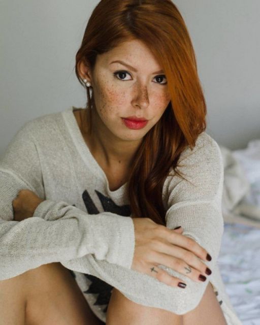 Милые девушки с веснушками