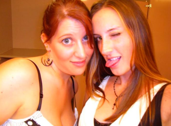 Пьяные девушки в уборной (88 фото)
