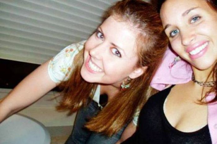 Пьяные девушки в уборной (88 фото)