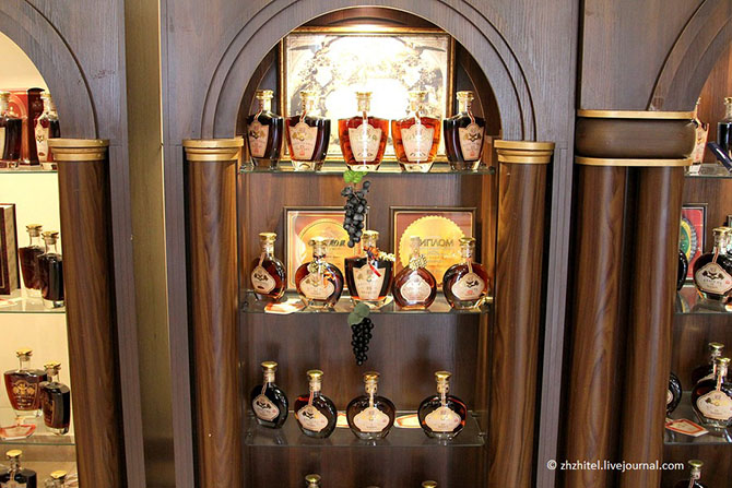 Экскурсия на коньячный завод в Ереване