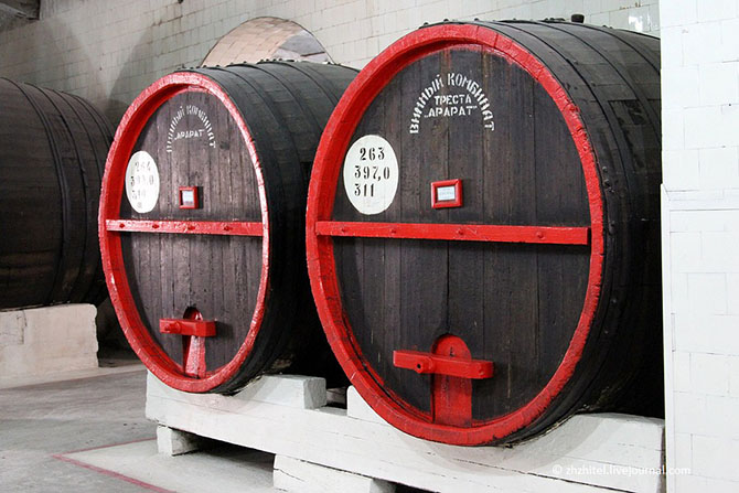 Экскурсия на коньячный завод в Ереване