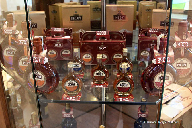 Экскурсия на коньячный завод в Ереване