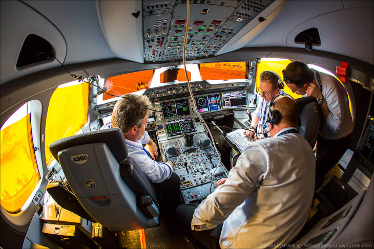 Новый самолет Airbus A350