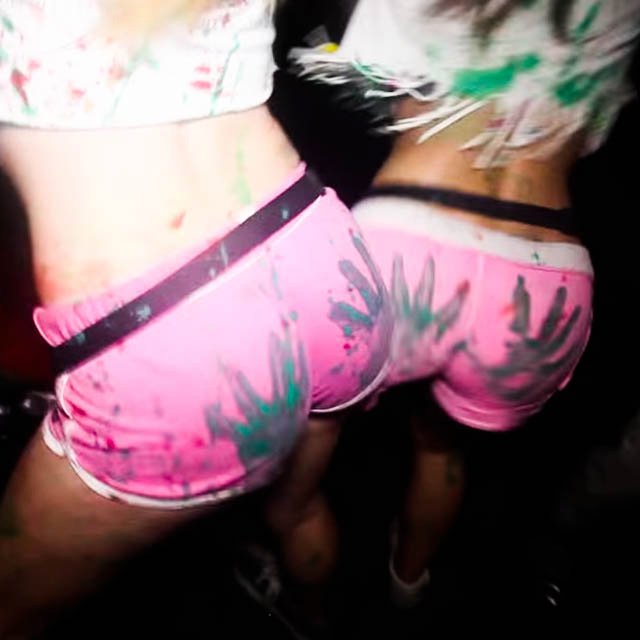 Забавные картинки с девушками