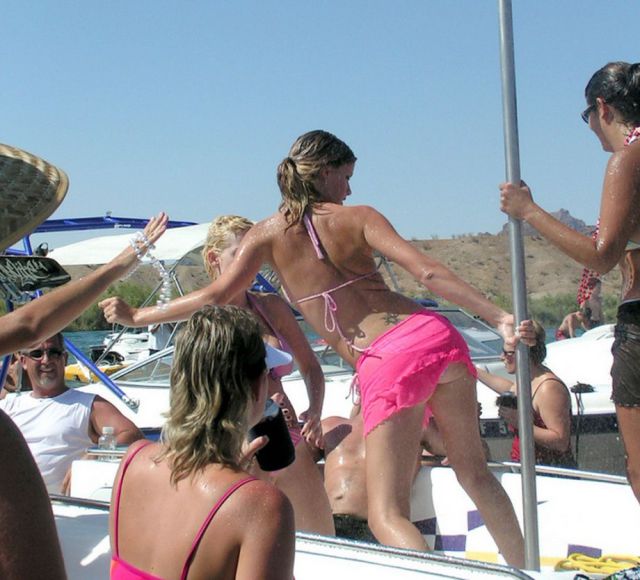 Забавные картинки с девушками