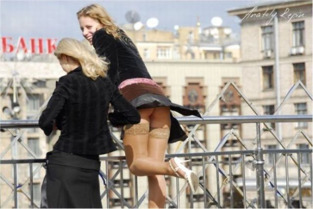 Забавные картинки с девушками