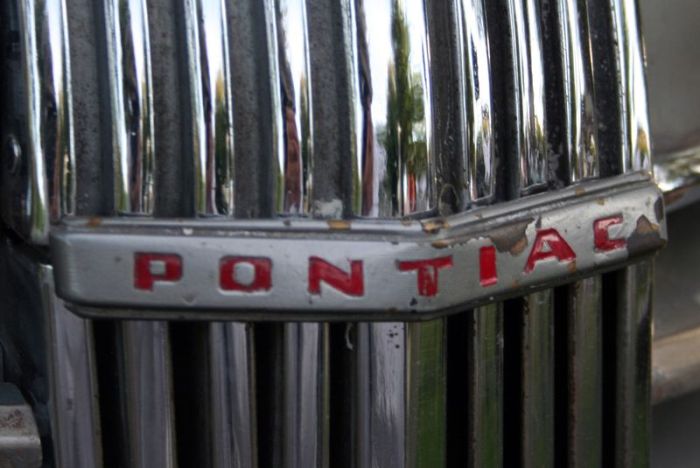 Эмблемы и логотипов ретро автомобилей (158 фото)