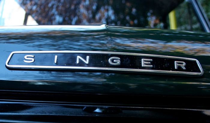 Эмблемы и логотипов ретро автомобилей (158 фото)