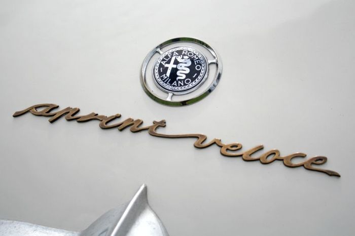 Эмблемы и логотипов ретро автомобилей (158 фото)