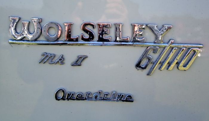 Эмблемы и логотипов ретро автомобилей (158 фото)