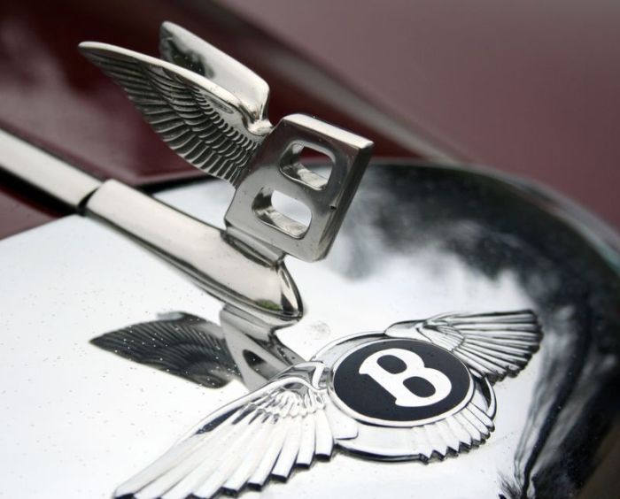 Эмблемы и логотипов ретро автомобилей (158 фото)