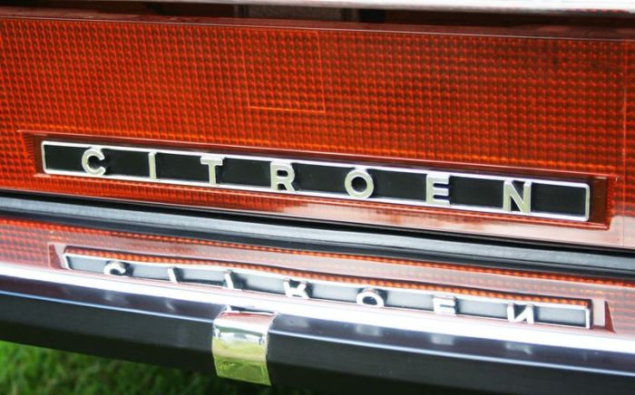 Эмблемы и логотипов ретро автомобилей (158 фото)