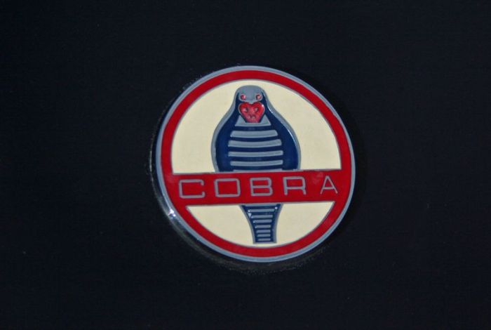 Эмблемы и логотипов ретро автомобилей (158 фото)