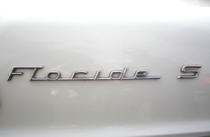 Эмблемы и логотипов ретро автомобилей (158 фото)