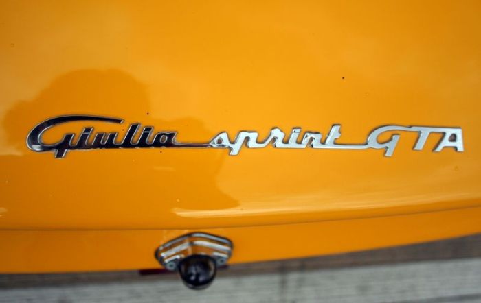 Эмблемы и логотипов ретро автомобилей (158 фото)