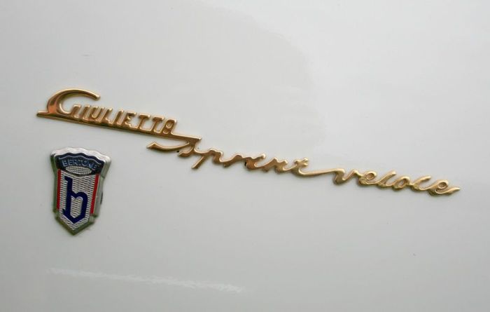 Эмблемы и логотипов ретро автомобилей (158 фото)