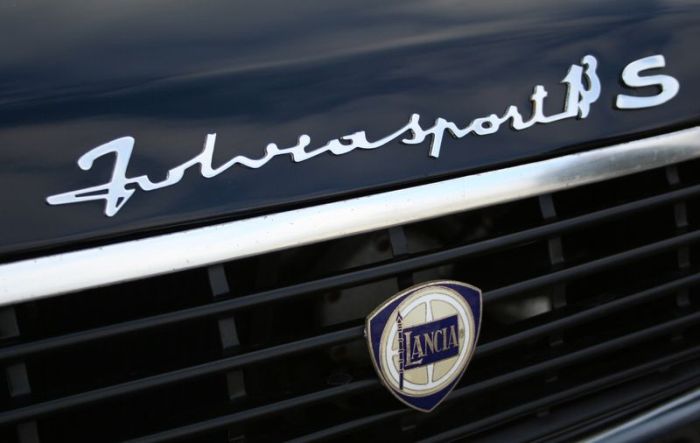 Эмблемы и логотипов ретро автомобилей (158 фото)