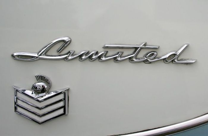 Эмблемы и логотипов ретро автомобилей (158 фото)