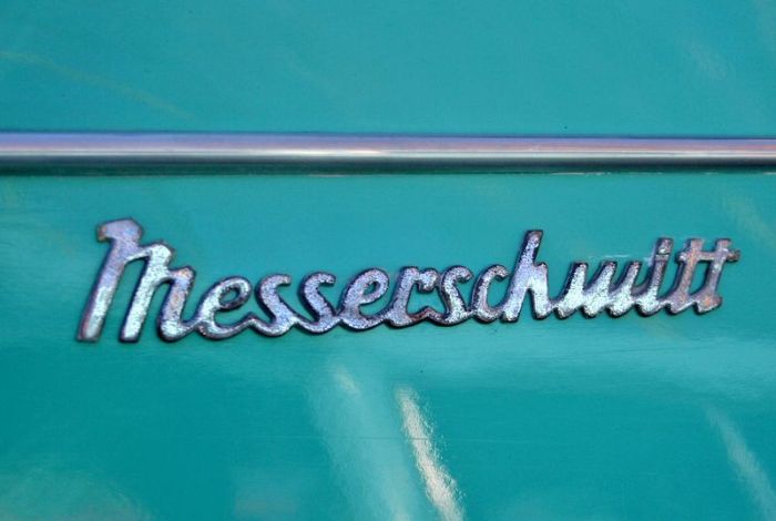 Эмблемы и логотипов ретро автомобилей (158 фото)