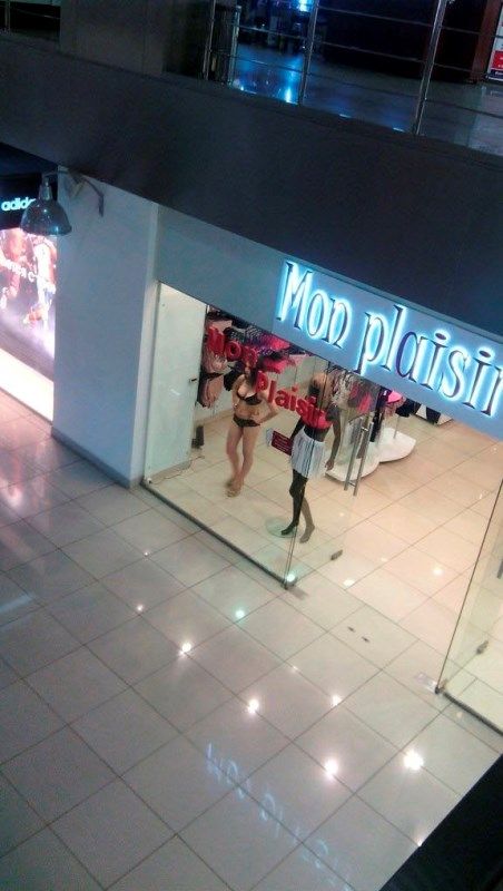 Манекен в Барнауле (5 фото)