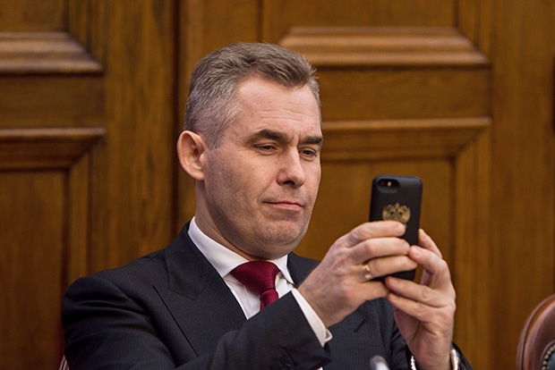 20 богатейших семей Кремля и Белого дома