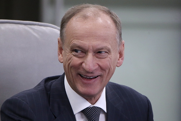 20 богатейших семей Кремля и Белого дома