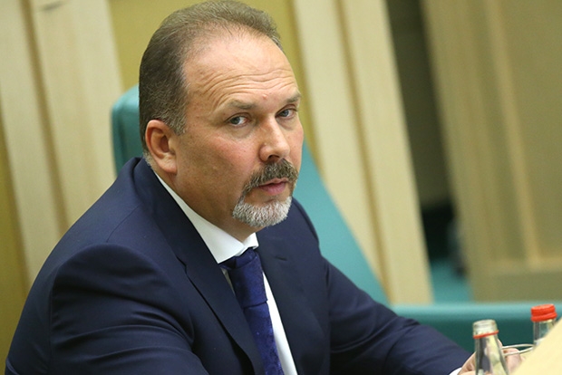 20 богатейших семей Кремля и Белого дома