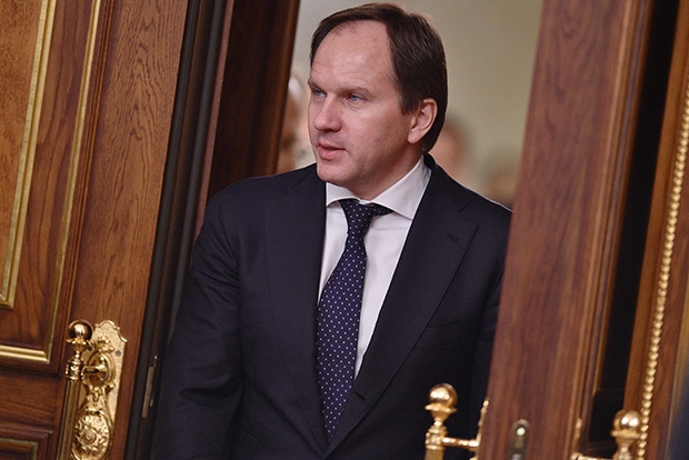 20 богатейших семей Кремля и Белого дома