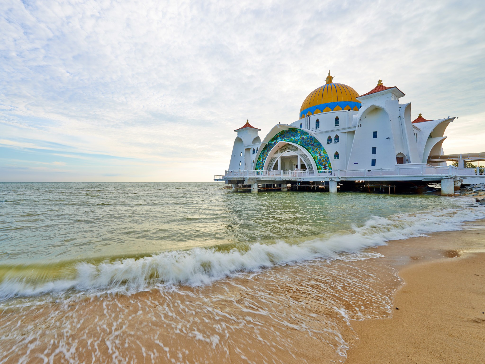 Мечети – настоящие шедевры архитектуры