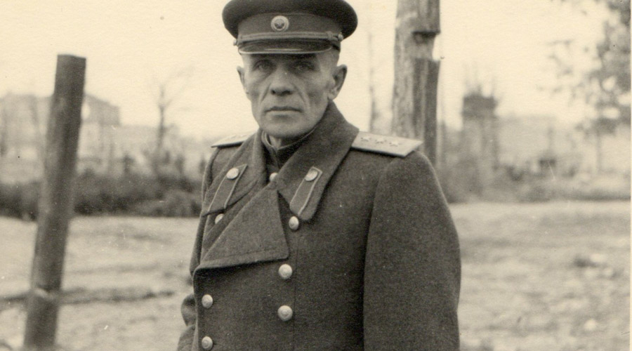 Маршал Жуков и Тоцкие учения СССР Маршал Жуков и Тоцкие учения СССР