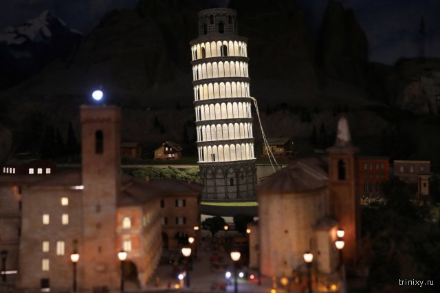 Экскурсия по выставке миниатюр известных городов мира