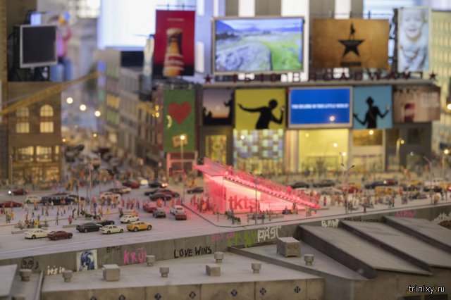 Экскурсия по выставке миниатюр известных городов мира