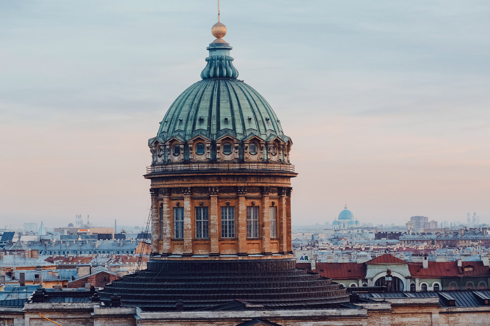 Прогулка по Дому Зингера, где расположен офис Вконтакте Прогулка по Дому Зингера, где расположен офис Вконтакте