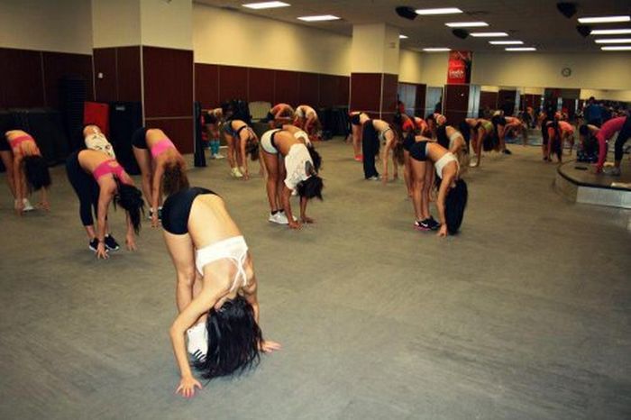 Спортивные девушки